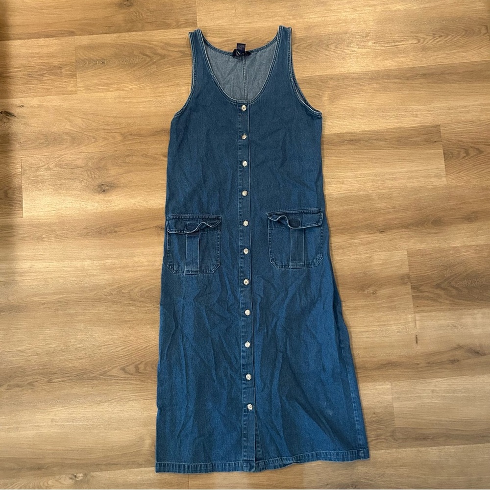 BJ’s Vintage Denim Button-Down Sleeveless Dress
